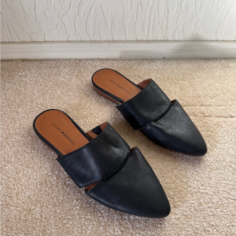 Lucky Brand Women's Black Leather Slip-On Mules
